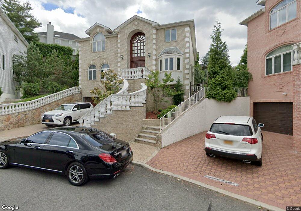 22 Michael Loop, Staten Island, NY 10301 - photo 1