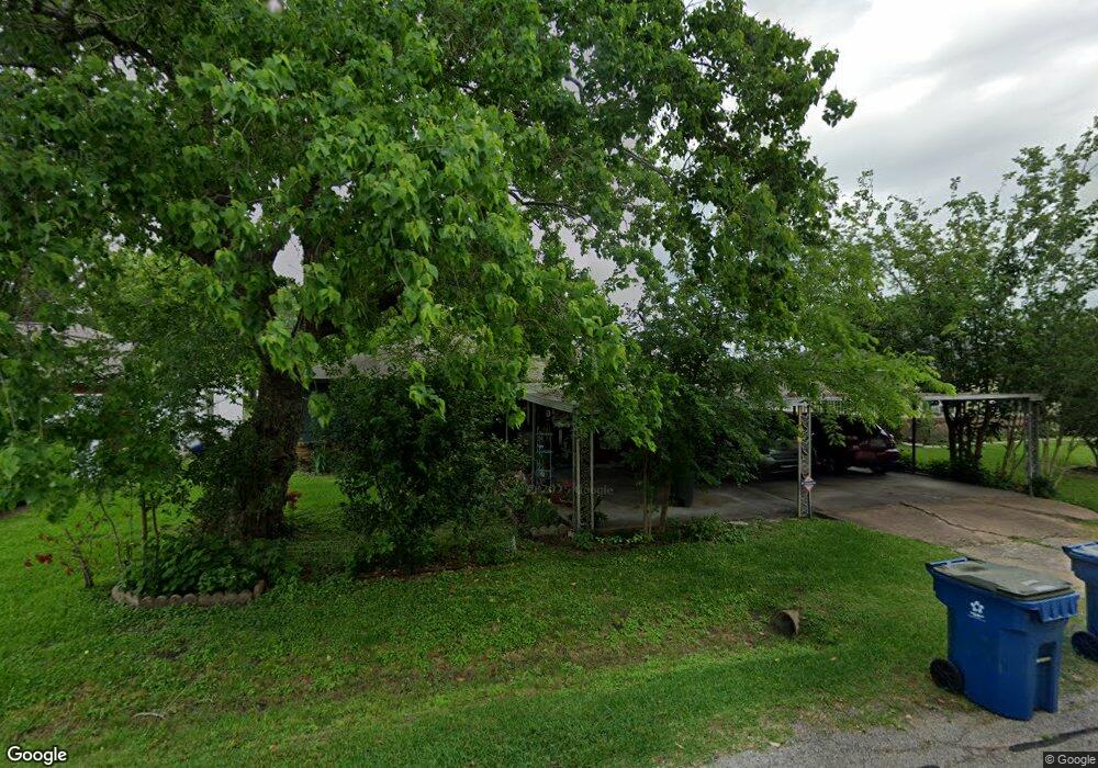 1106 Allen St, Rosenberg, TX 77471 - photo 1