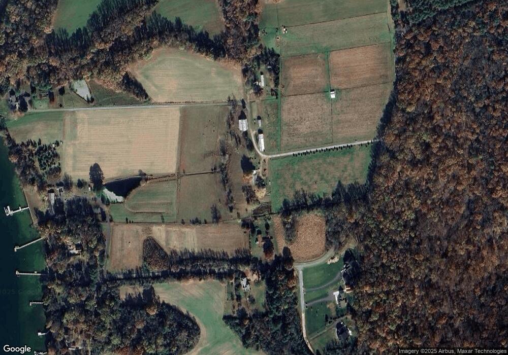 19673 N Snow Hill Manor Rd, Lexington Park, MD 20653 - photo 1