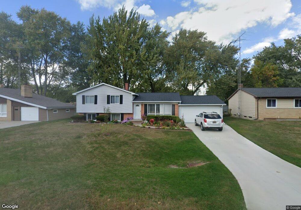 5346 Elmsford Dr, Flint, MI 48532 - photo 1