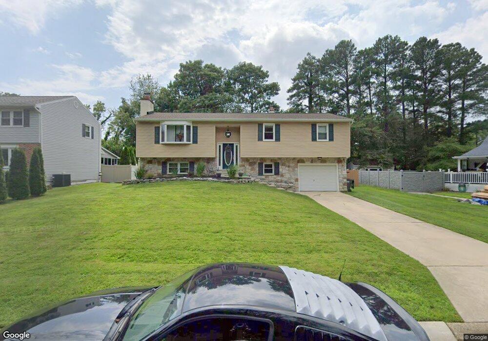 2 Old Gate Ln, Wilmington, DE 19810 - photo 1