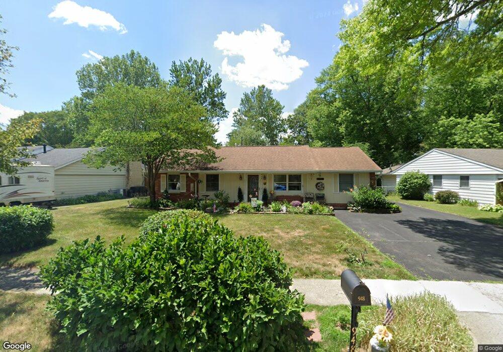 948 Ridgewood Dr, Plainfield, IN 46168 - photo 1