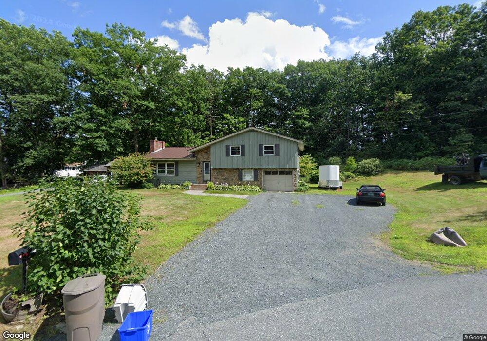 293 Gifford Rd, White River Junction, VT 05001 - photo 1