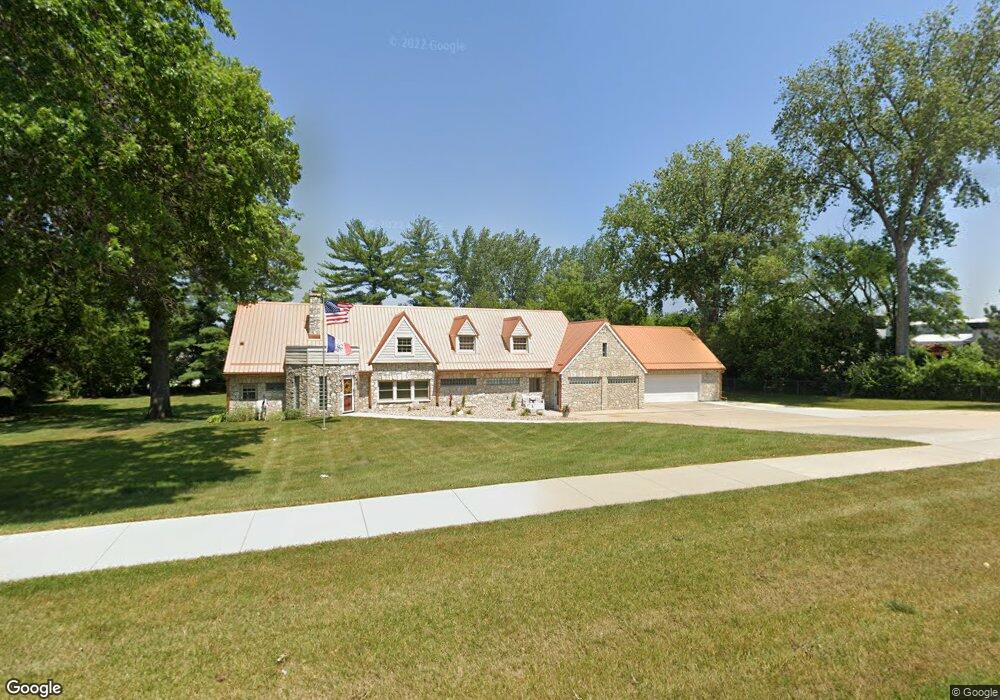 5512 University Ave, Cedar Falls, IA 50613 - photo 1