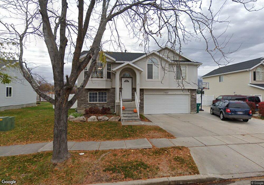 1327 Bridgeview Dr, Layton, UT 84041 - photo 1