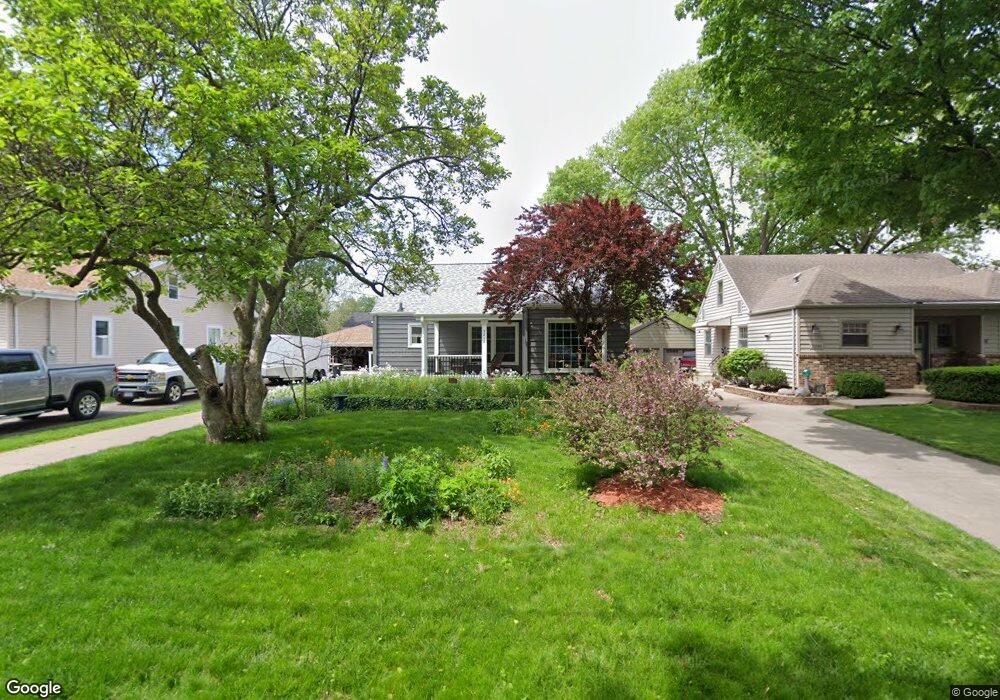 3216 47th St, Des Moines, IA 50310 - photo 1