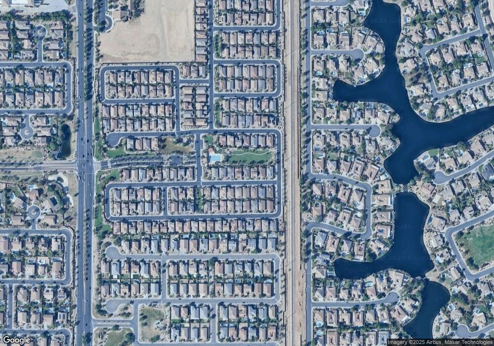 260 E Horseshoe Dr, Chandler, AZ 85249 - photo 1