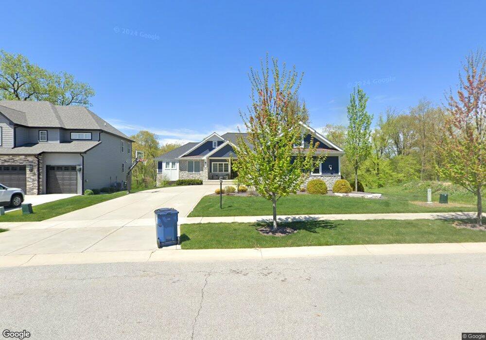 912 Schilling Dr, Crown Point, IN 46307 - photo 1