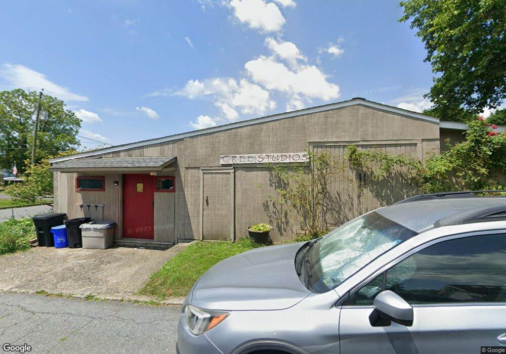 438 E Walnut St, Nazareth, PA 18064 - photo 1