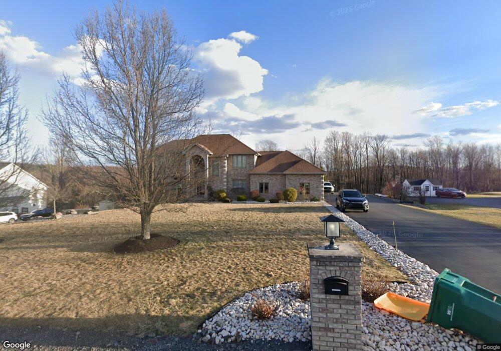 85 Green Briar Dr, Spring Brook Township, PA 18444 - photo 1