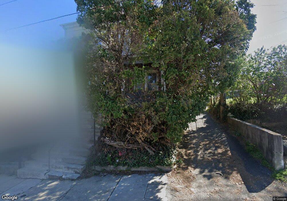 839 N Lumber St, Allentown, PA 18102 - photo 1