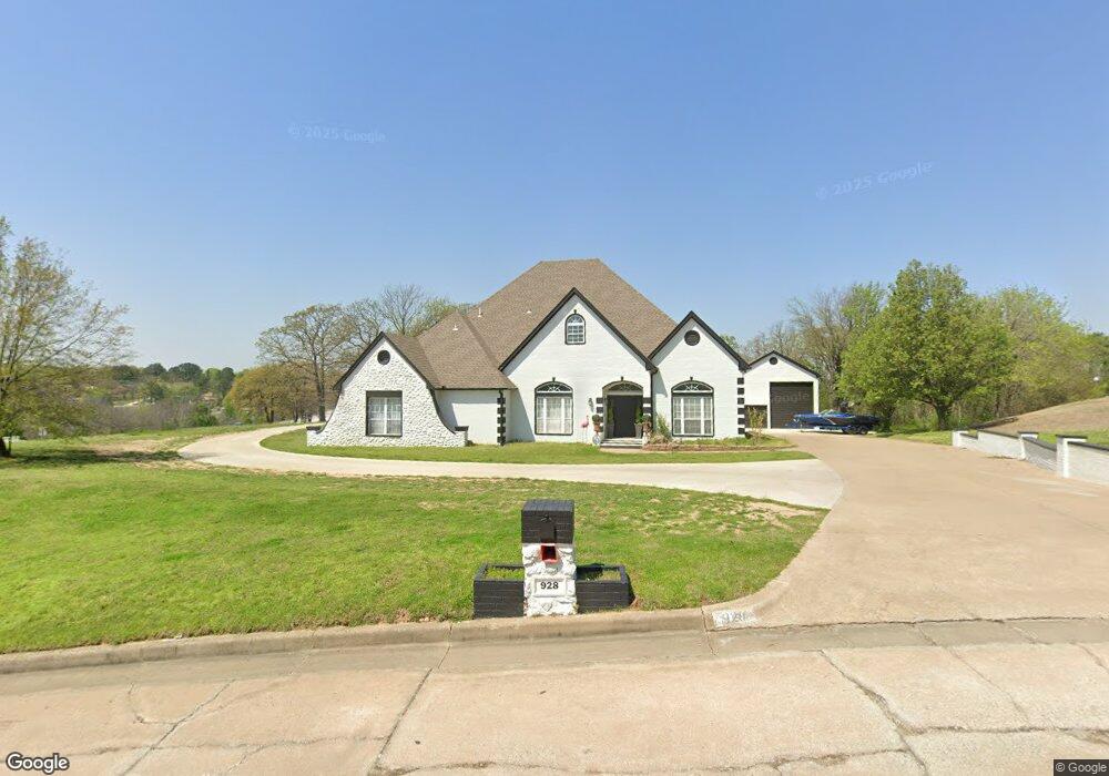 928 Countrywood Way, Sapulpa, OK 74066 - photo 1