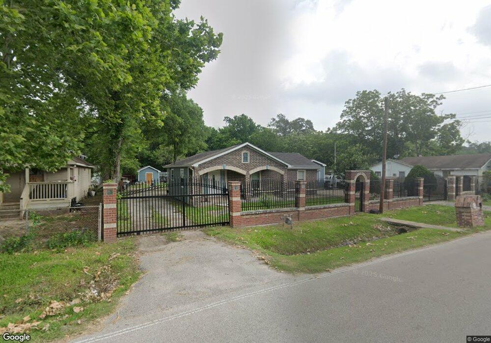 2305 Mierianne St, Houston, TX 77093 - photo 1