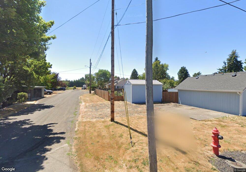 729 S 2nd St, Carlton, OR 97111 - photo 1
