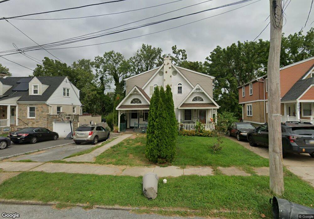 2911 Burden Rd, Brookhaven, PA 19015 - photo 1