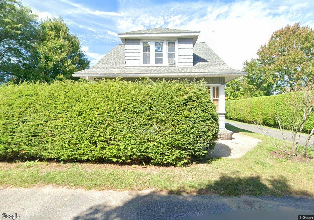 2 Oak St, Easthampton, MA 01027 - photo 1