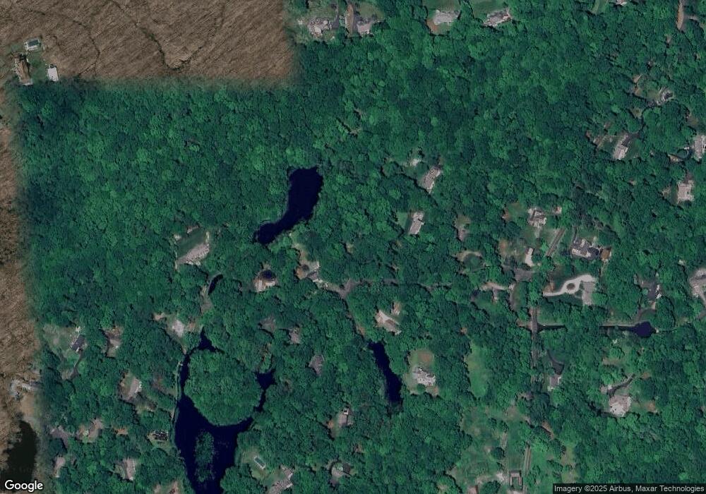 14 Strawberry Ridge Rd, Ridgefield, CT 06877 - photo 1