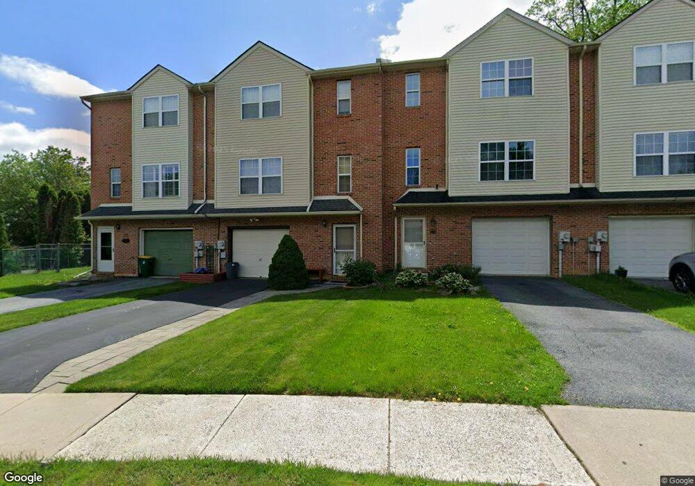 114 Cobblestone Ct, Alburtis, PA 18011 - photo 1