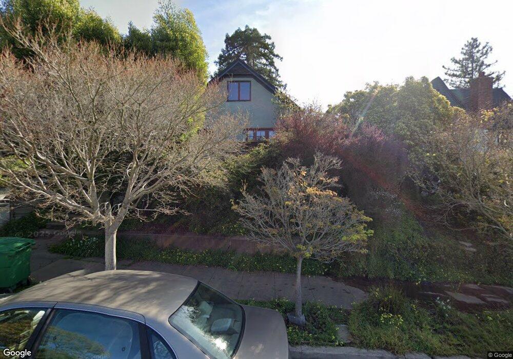 1135 Walnut St, Berkeley, CA 94707 - photo 1
