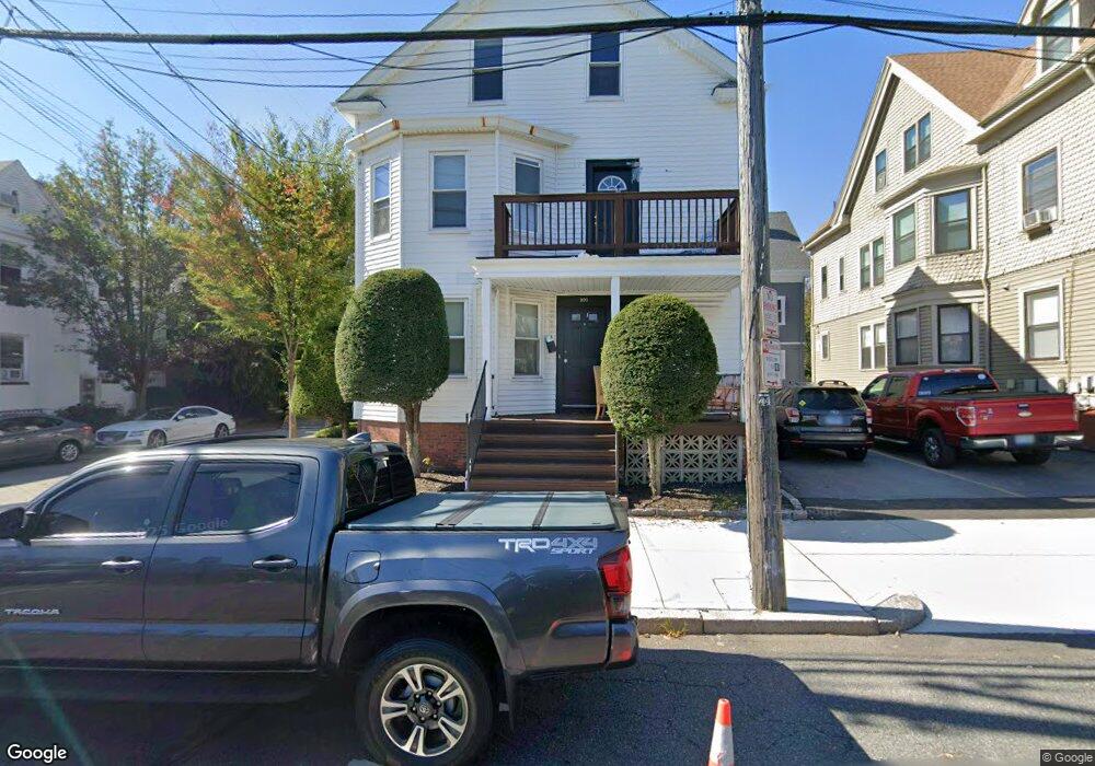 302 Hope St unit 2, Providence, RI 02906 - photo 1