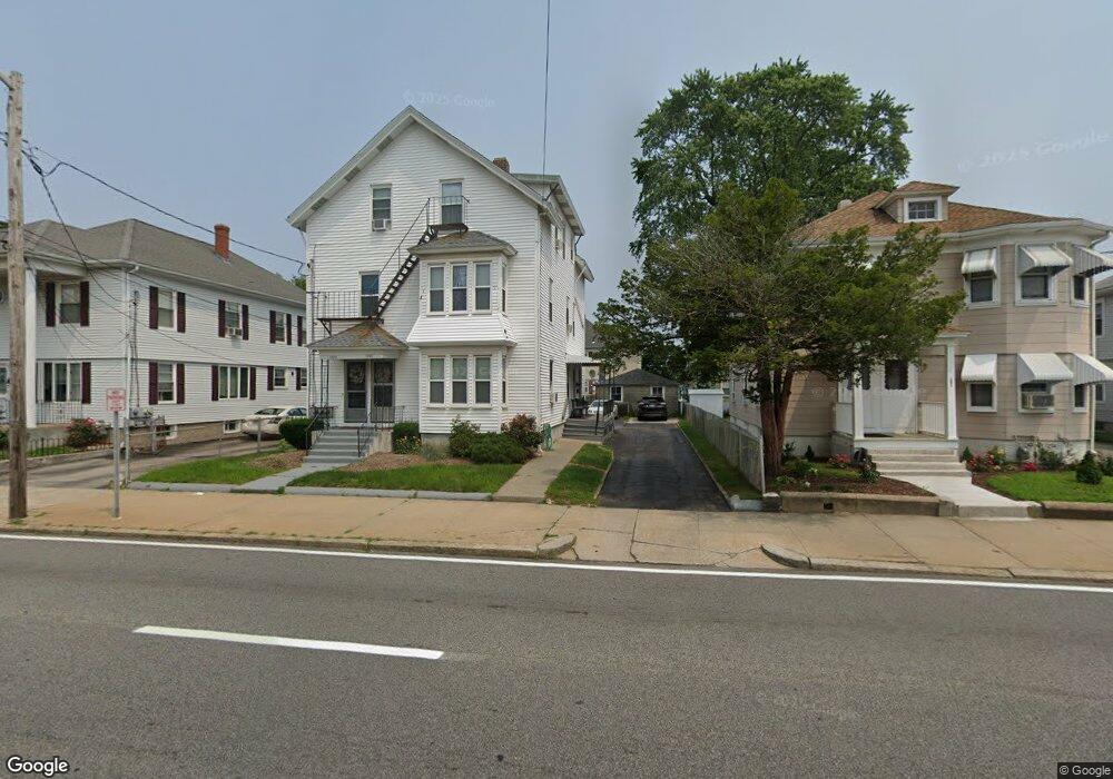 1355 Newport Ave, Pawtucket, RI 02861 - photo 1