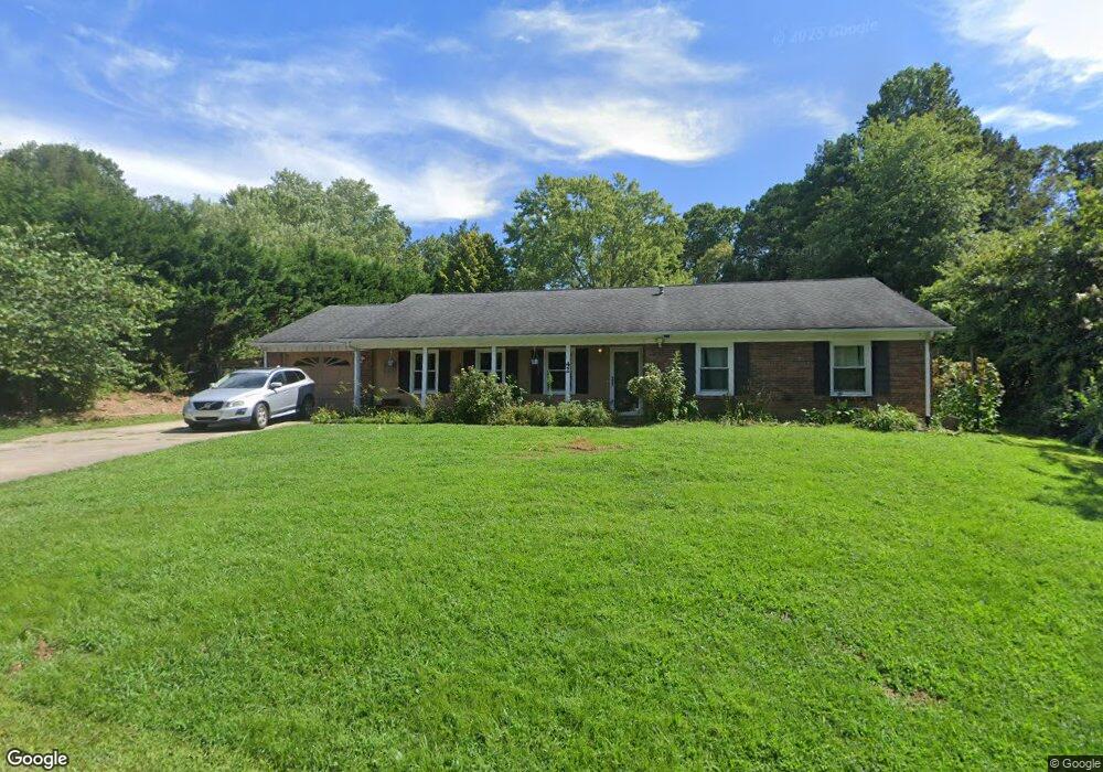 42 Lynwood Cir, Asheville, NC 28806 - photo 1