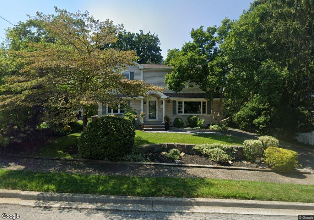 3 Exeter Place, Glen Head, NY 11545 - photo 1