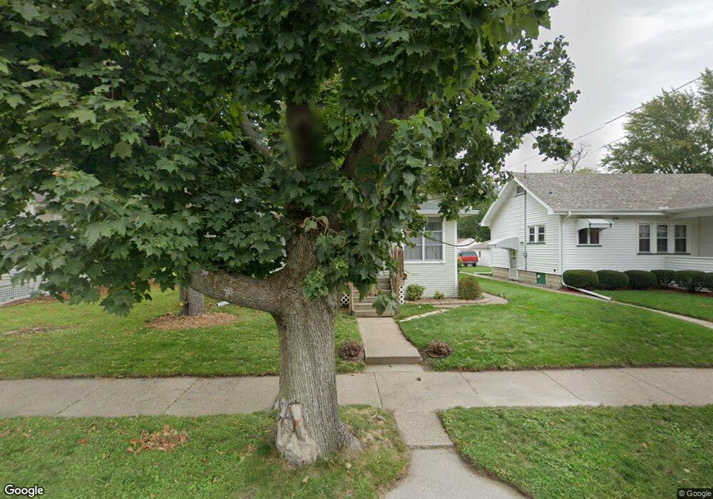 2502 4th St, Moline, IL 61265 - photo 1