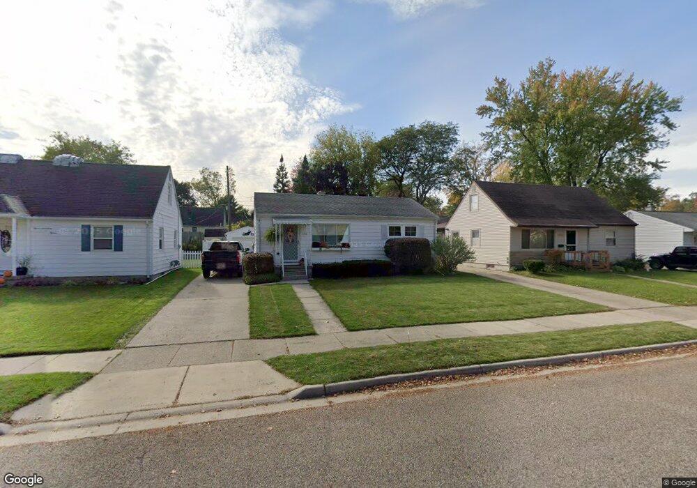1719 W Rundle Ave, Lansing, MI 48910 - photo 1