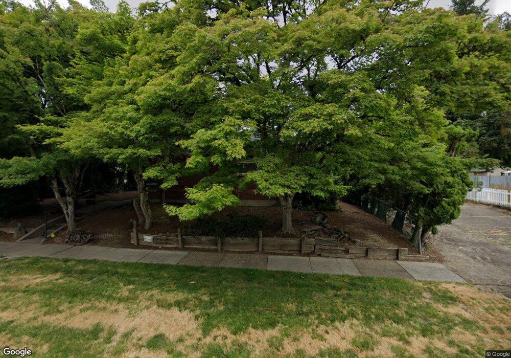 1113 E Hancock St, Newberg, OR 97132 - photo 1