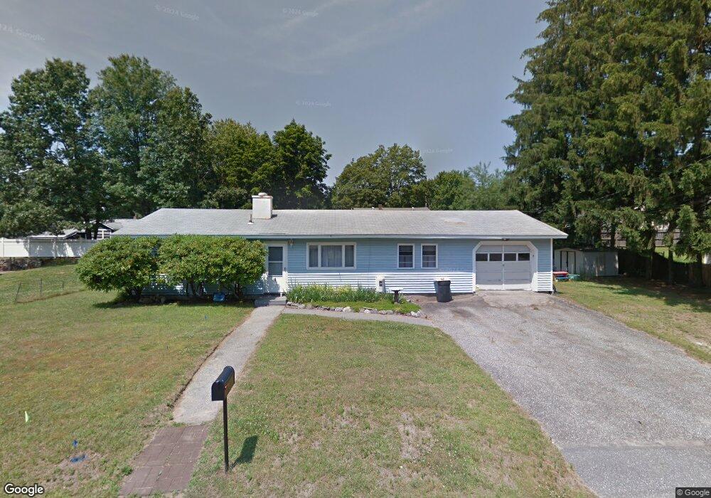 98 Leonard Ave, Dracut, MA 01826 - photo 1