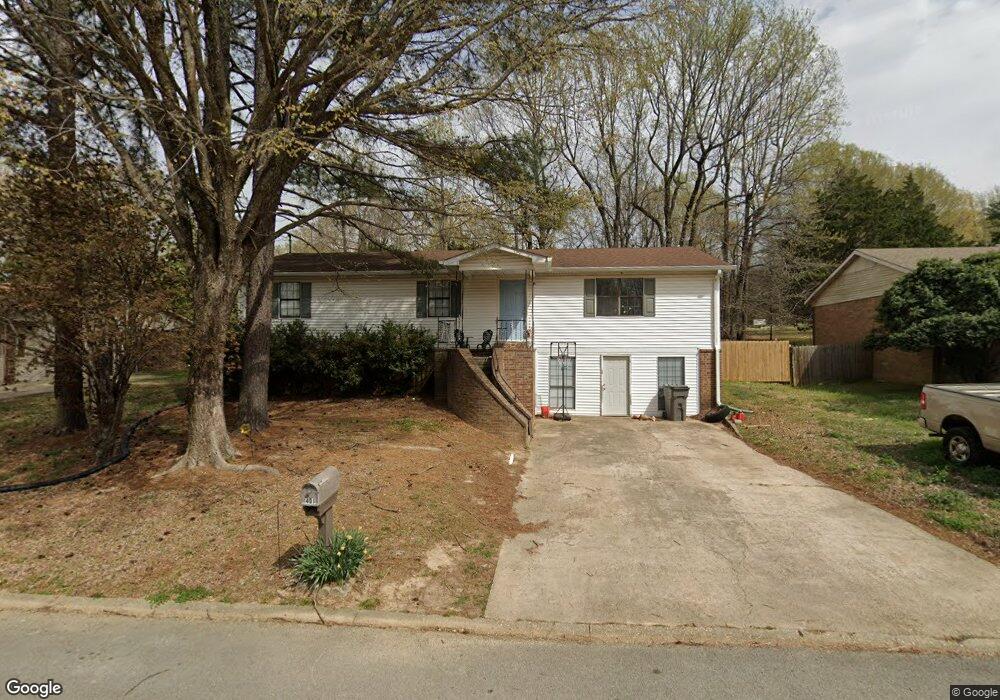 401 Hidden Valley Dr, Paragould, AR 72450 - photo 1