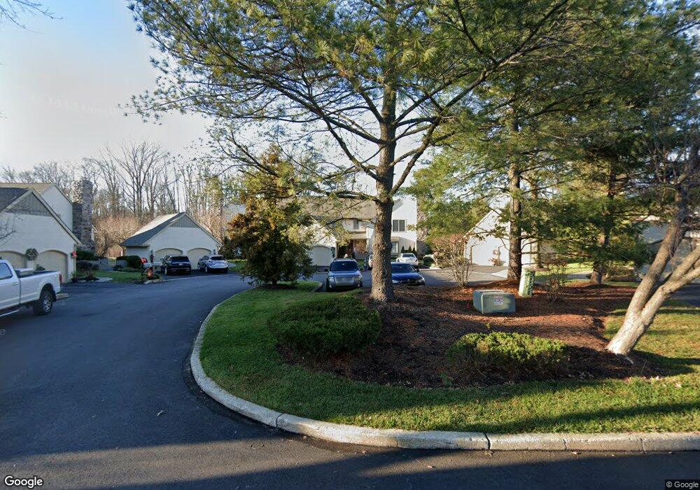 467 Chandlee Dr unit 210, Berwyn, PA 19312 - photo 1