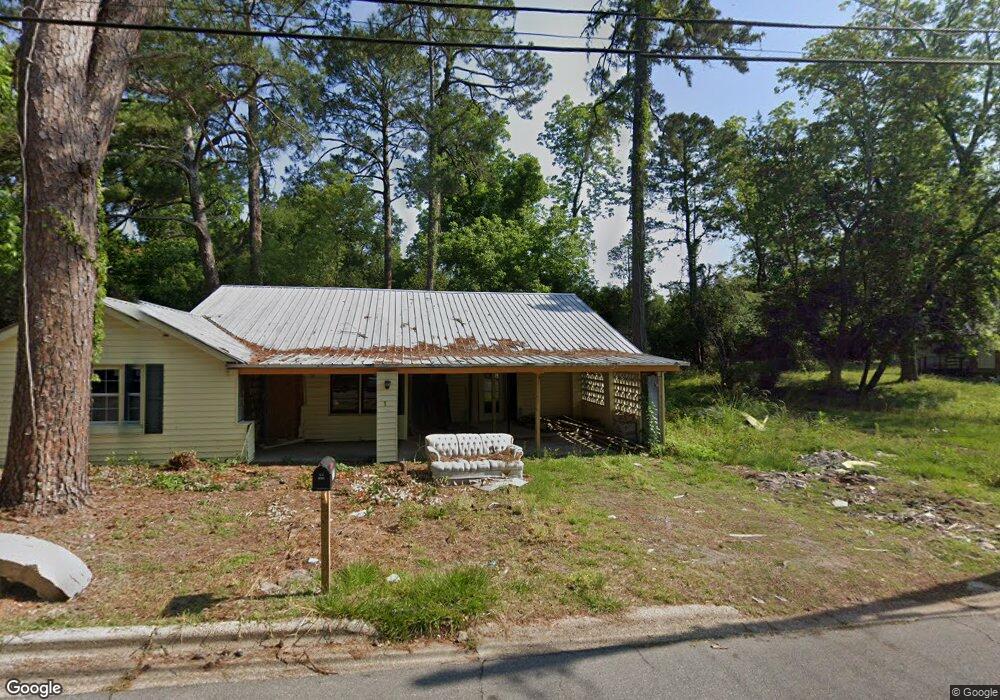 713 7th Ave SE, Moultrie, GA 31768 - photo 1
