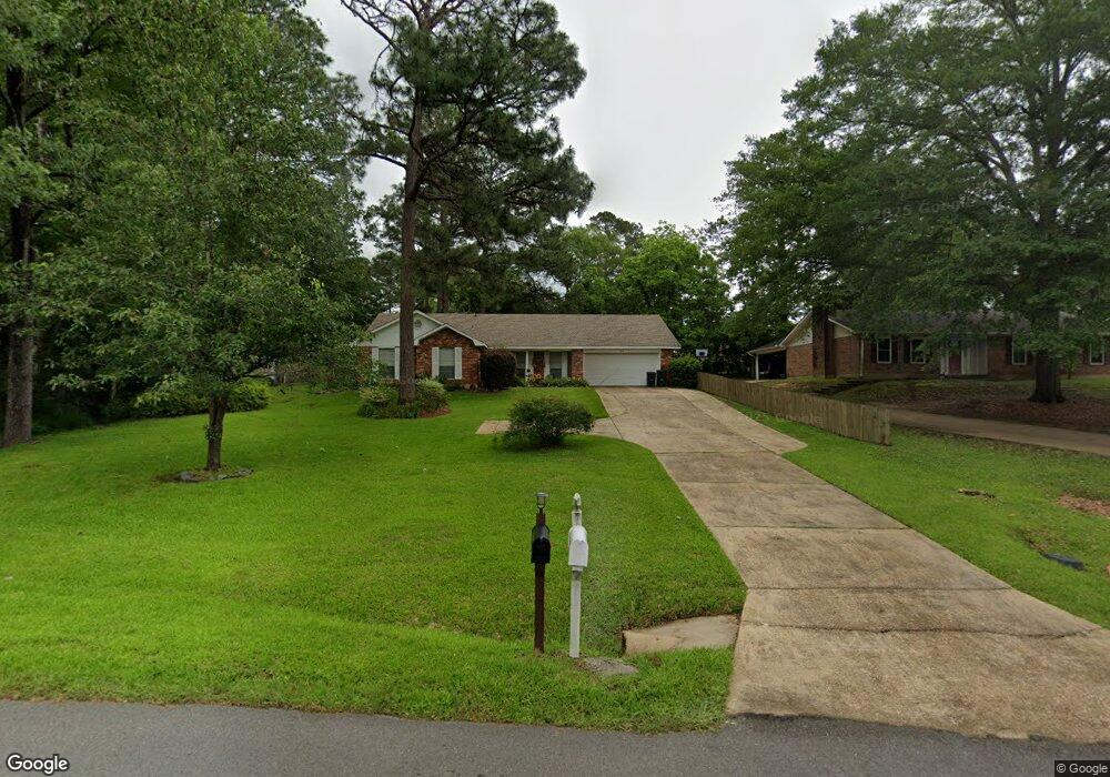 220 Dawn Dr, Pineville, LA 71360 - photo 1