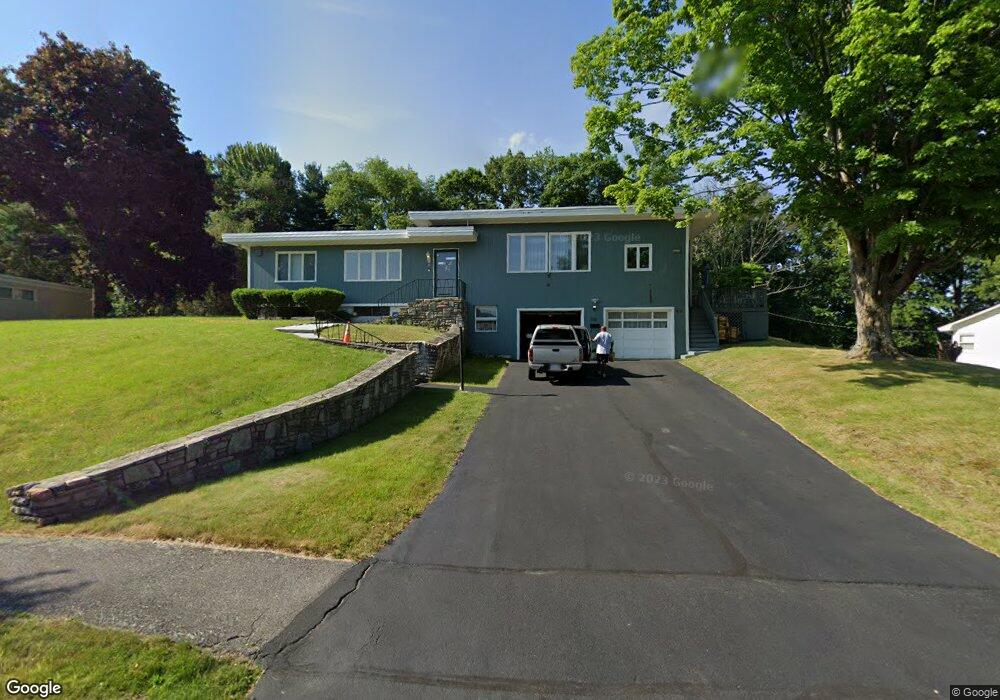 136 Winifred Ave, Worcester, MA 01602 - photo 1