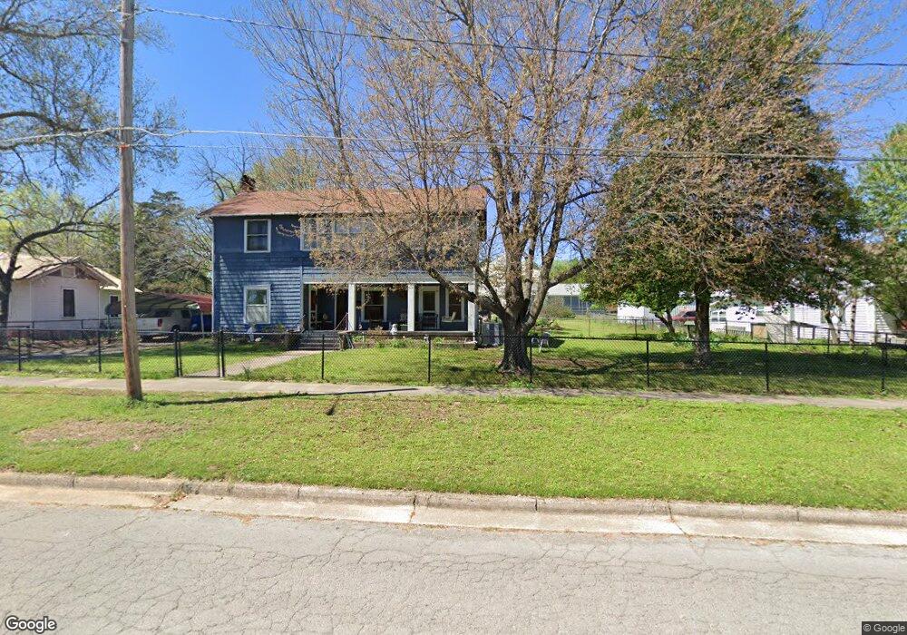 458 S Cherokee Ave, Tahlequah, OK 74464 - photo 1