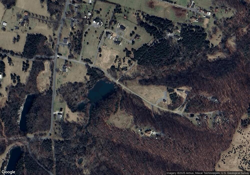 9 Ward Rd, Bunker Hill, WV 25413 - photo 1