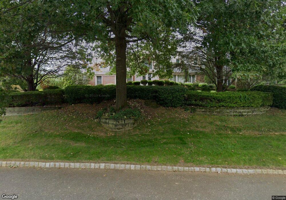 2 Tricorne Ct, Holmdel, NJ 07733 - photo 1