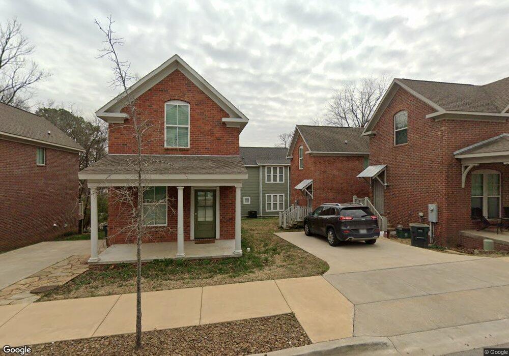 300 S College Ave, Fayetteville, AR 72701 - photo 1