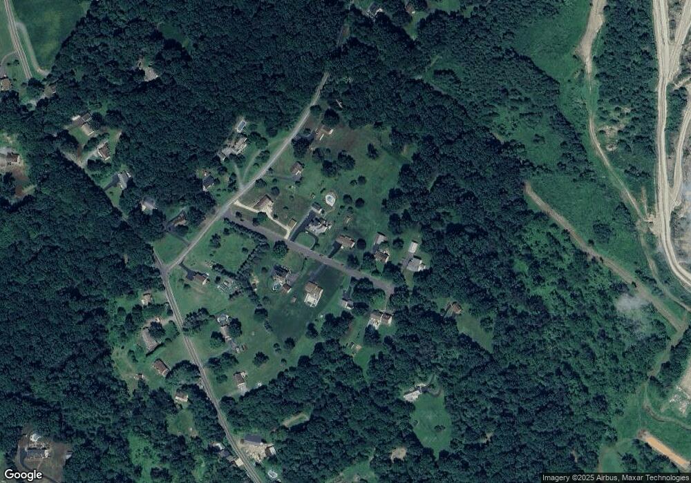 5 Senia Ln, Boyertown, PA 19512 - photo 1