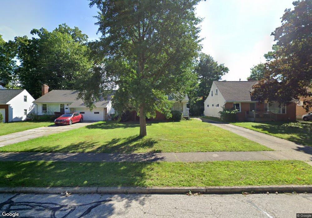 24417 Effingham Blvd, Euclid, OH 44117 - photo 1