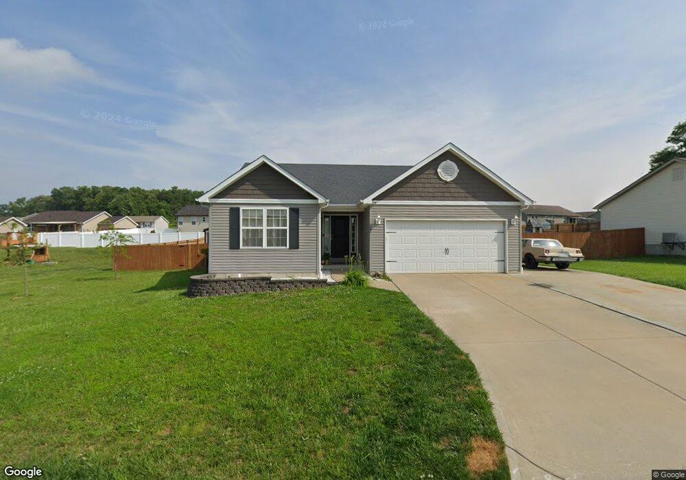 147 Creekside Dr, Winfield, MO 63389 - photo 1