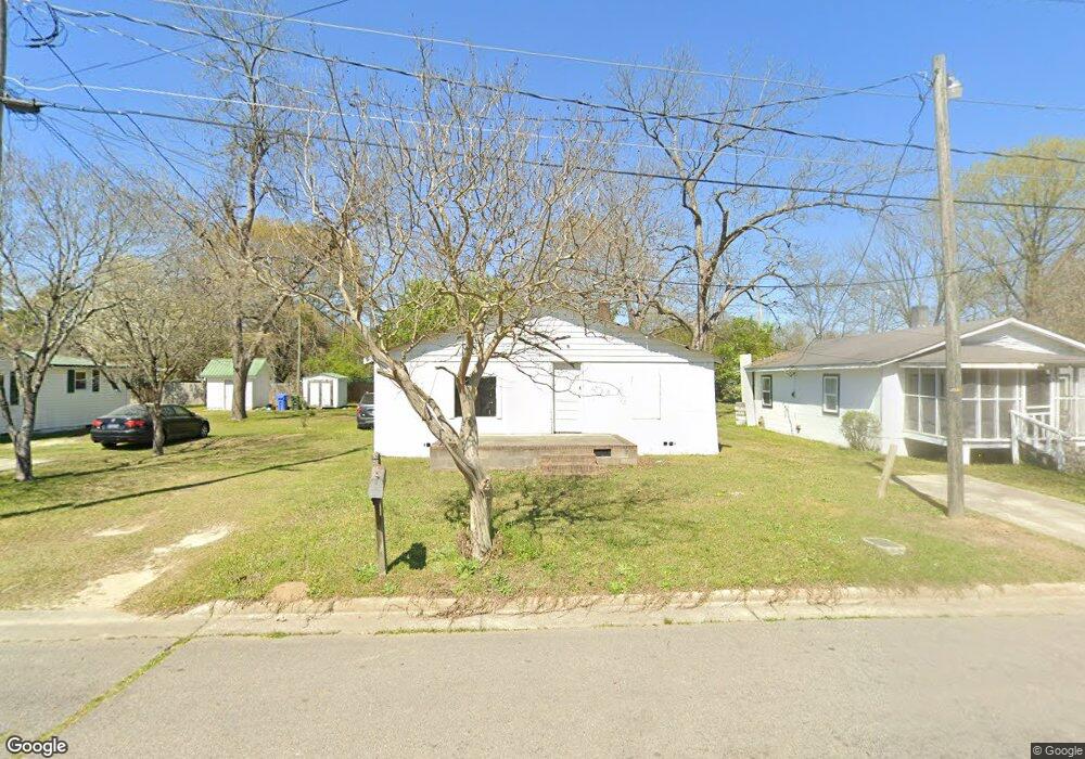 416 Mckenzie St, Laurinburg, NC 28352 - photo 1