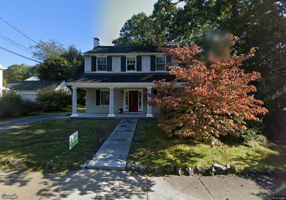 104 Carver Rd, Newton Highlands, MA 02461 - photo 1