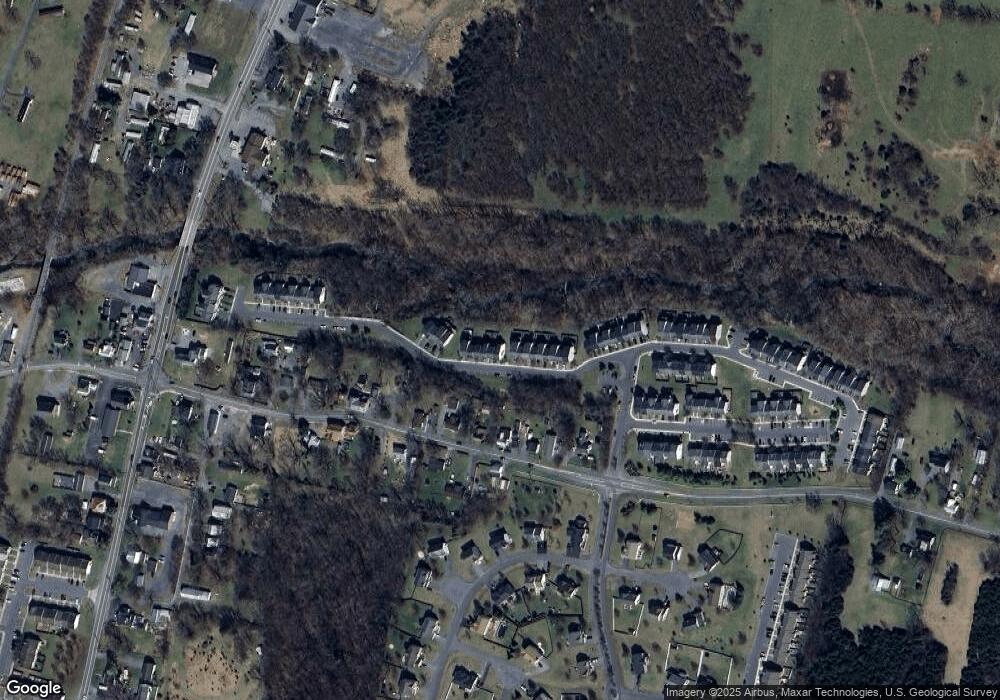 155 Scarboro Dr, Bunker Hill, WV 25413 - photo 1