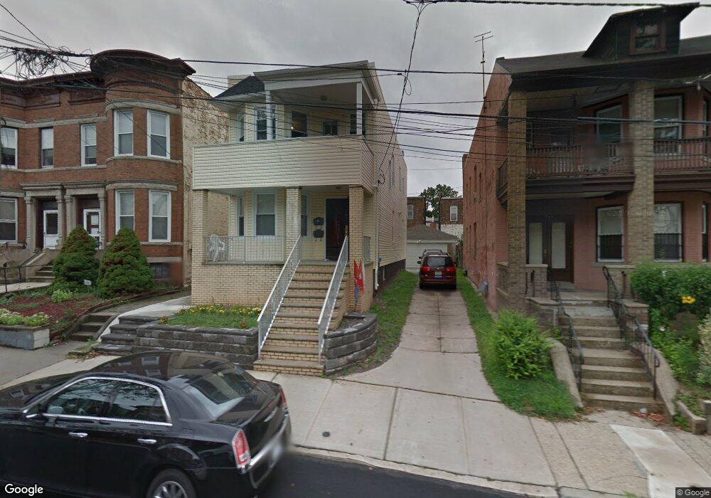 267 Woodlawn Ave, Jersey City, NJ 07305 - photo 1