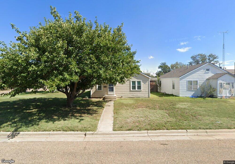 624 Cedar Ave, Dumas, TX 79029 - photo 1