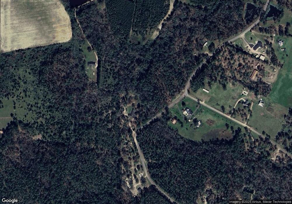 422 Mayberry Ln, Douglas, GA 31533 - photo 1