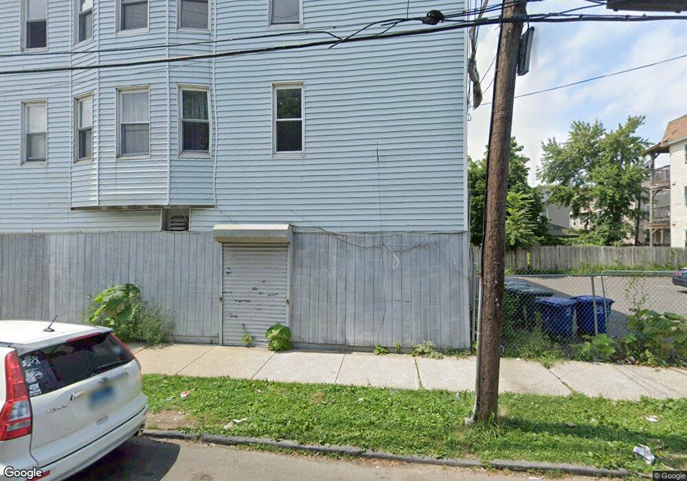 1131 Stratford Ave unit 3W, Bridge Port, CT 06607 - photo 1